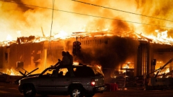 Lindsey Graham Threatens ‘Riots in the Street’ if Trump Is Prosecuted
